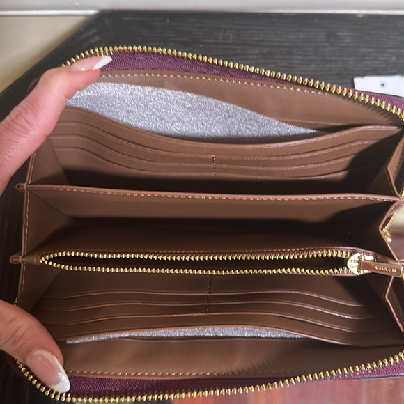 Coach Disney Evil Queen / Bad Girls Club Set - Picture 7 of 12